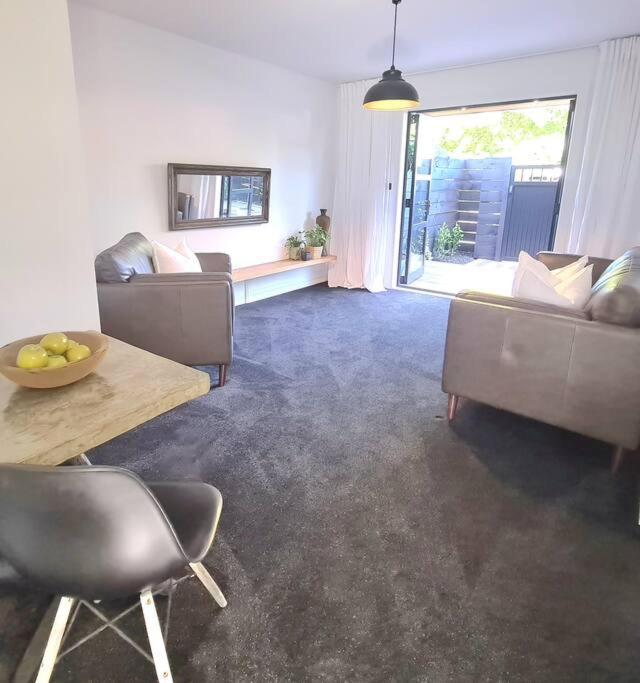 Apartment 1 - Haddin Court - Executive One Bedroom Blenheim Esterno foto